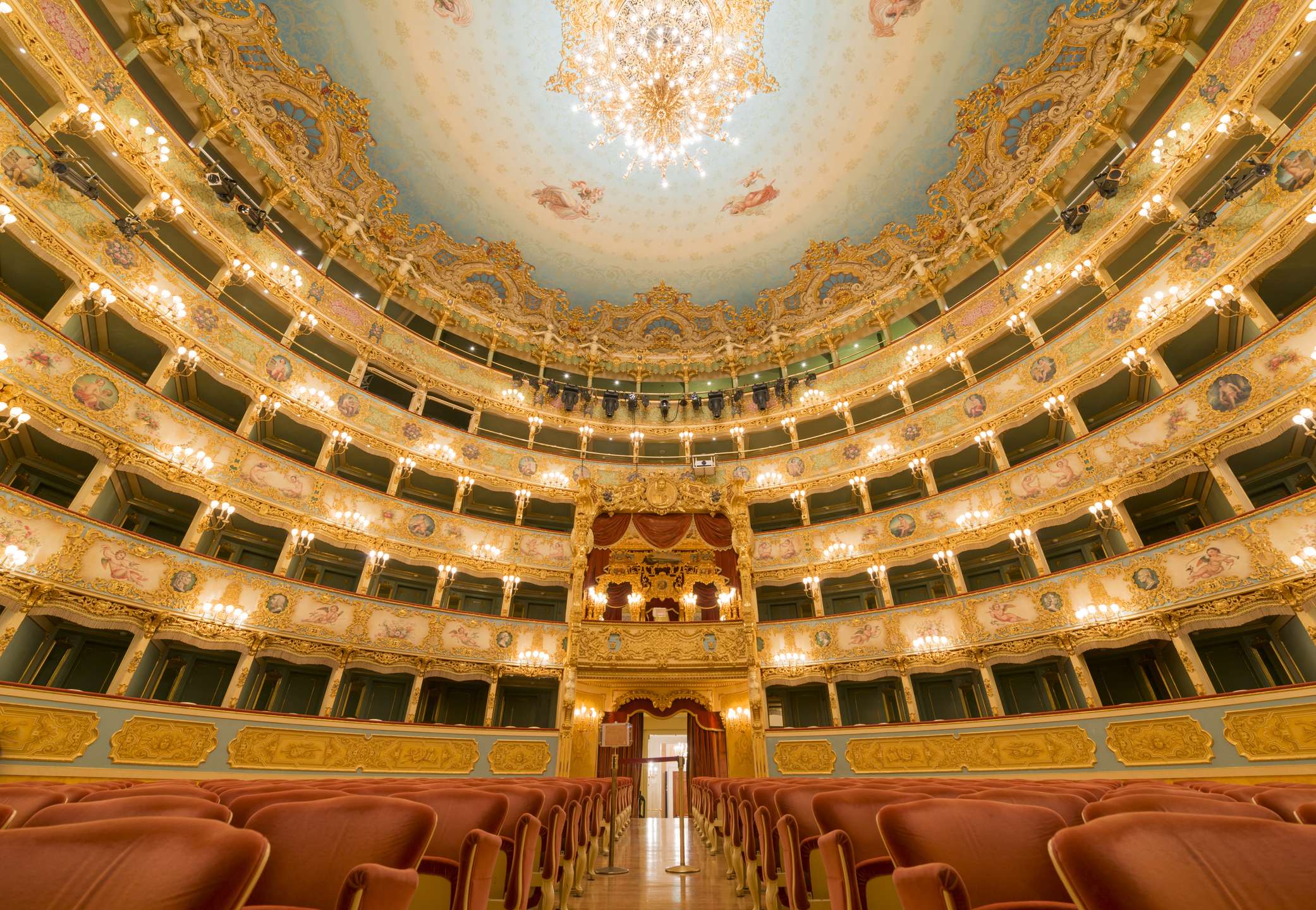 The inside of Teatro la Fenice